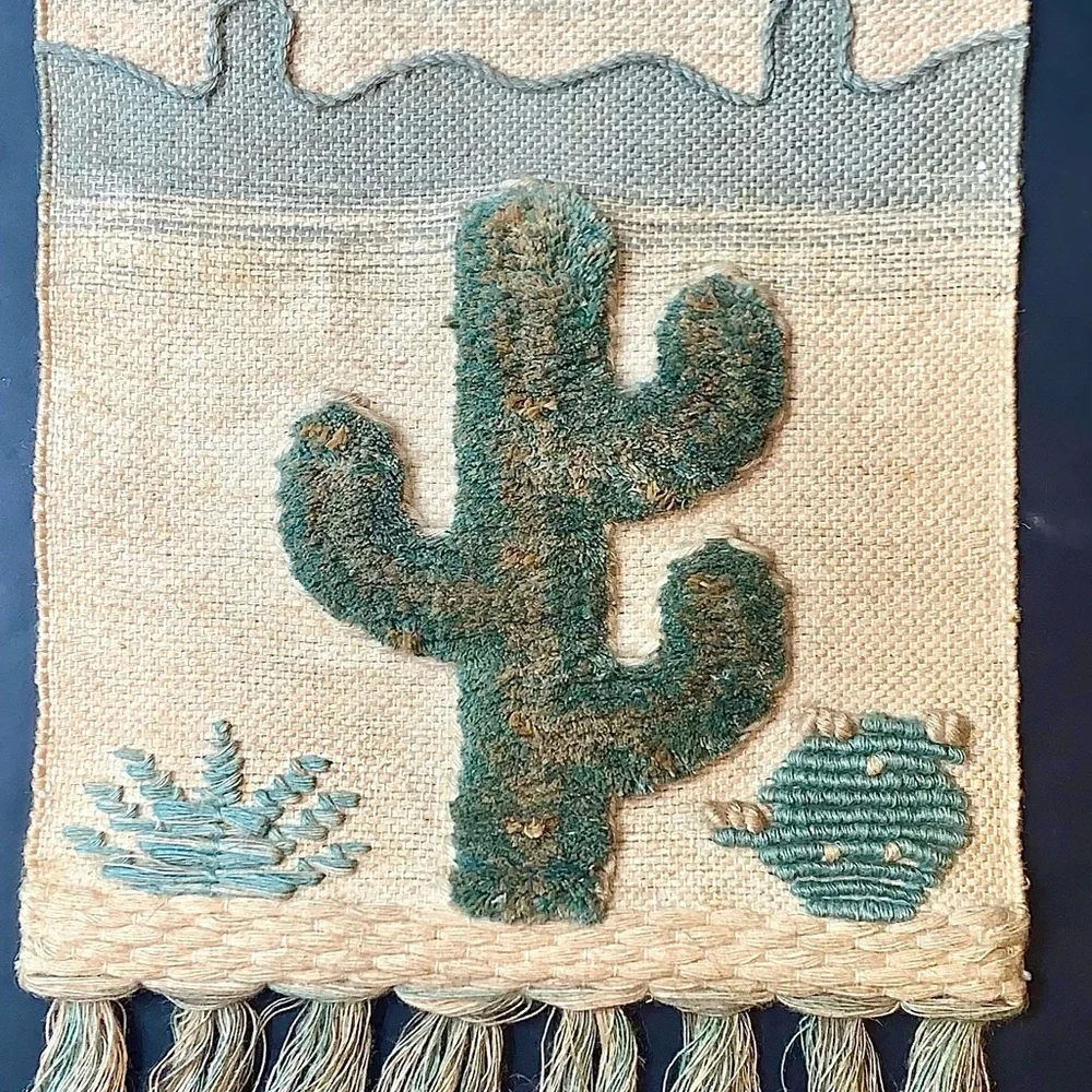 v i n t a g e :: 80s Woven Southwestern Desert Tapestry Wall Hanging